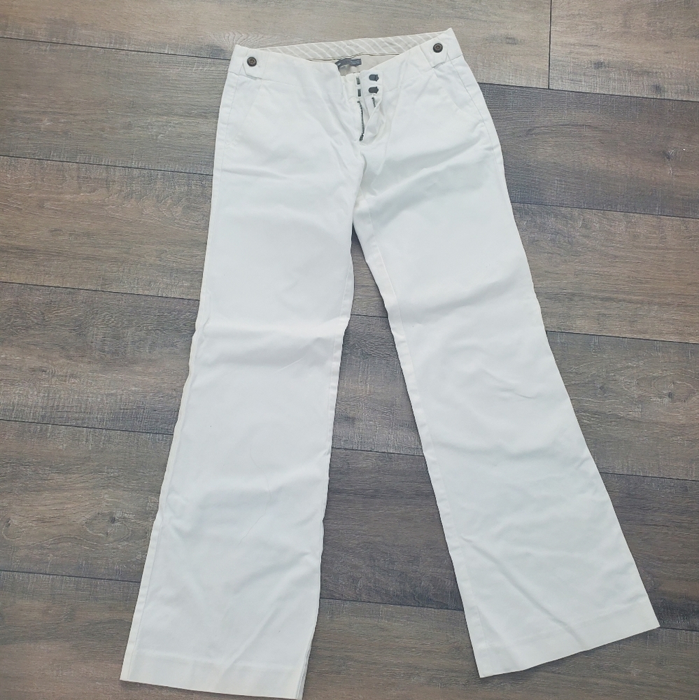 Gap, hip slung fit flared leg, size 2, white